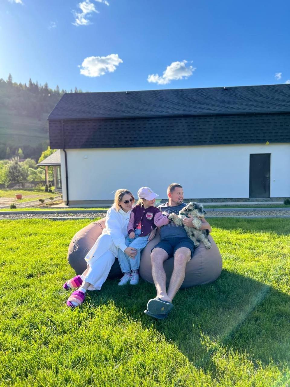 Ugrad Family Котедж З Чаном-Джакузі Slavske Buitenkant foto